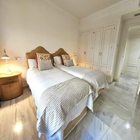 Apartment In Marbellas Exclusive Area Pass The Keys